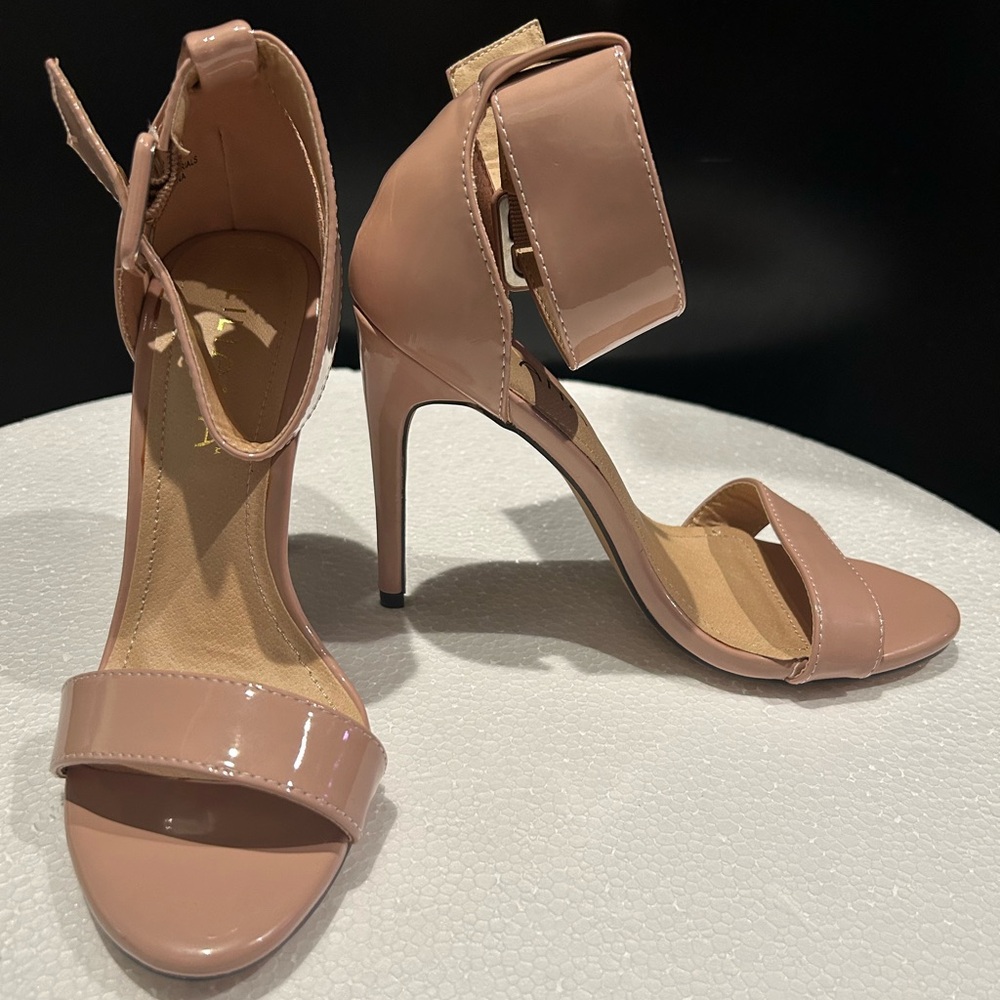 Sexy Ankle-Strap Sandals in Blush Pink summer sandals